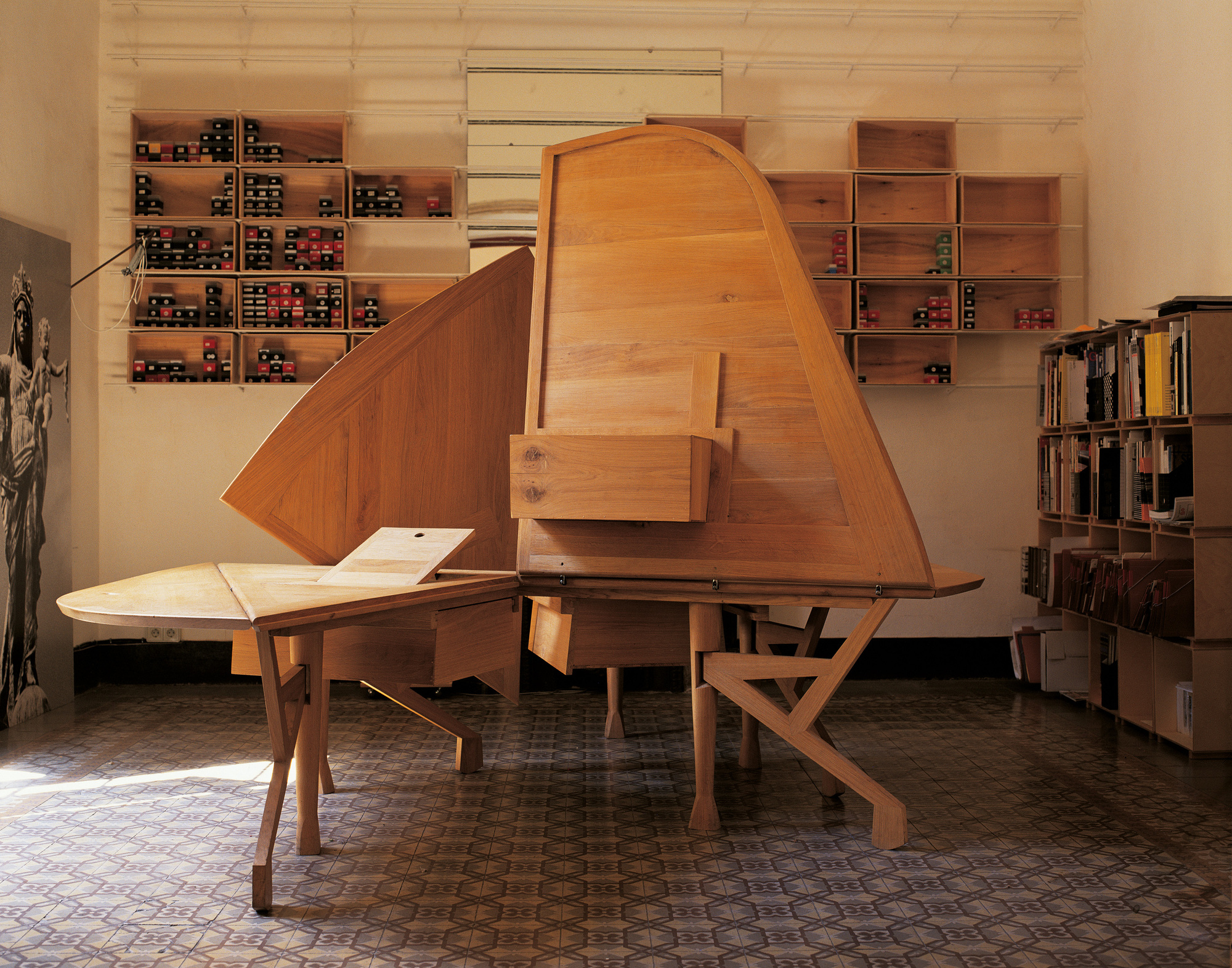 Ines-Table_Foto_Giovanni_Zanzi_(8)