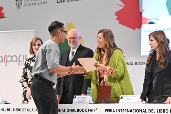 09722a5bef3f283af0fbd0ff4f57dab7ff653afffde25cb192ff70f0461b8cc1